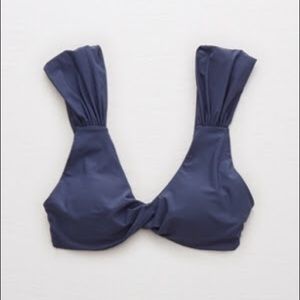 Scoop neck bikini top and hipster bottoms